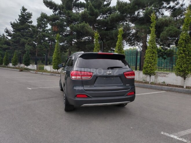 Kia Sorento-2
