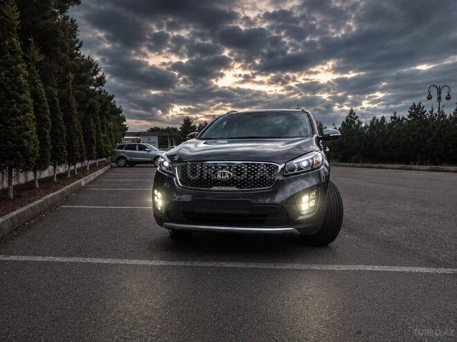 Kia Sorento-1