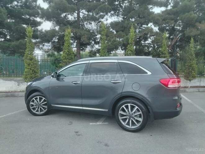 Kia Sorento-7