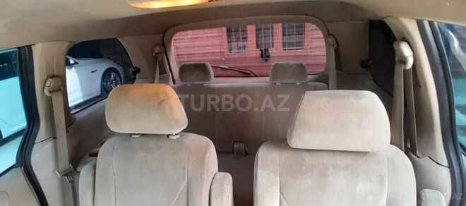Mazda MPV-7