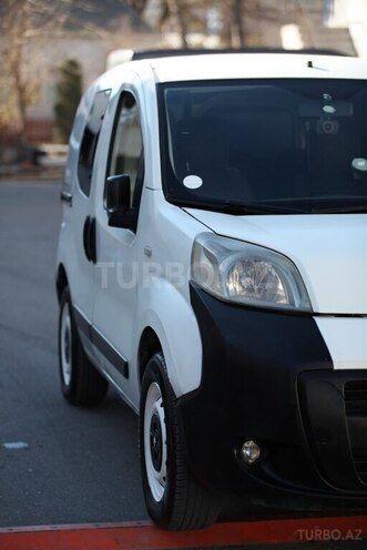 Peugeot Bipper-4