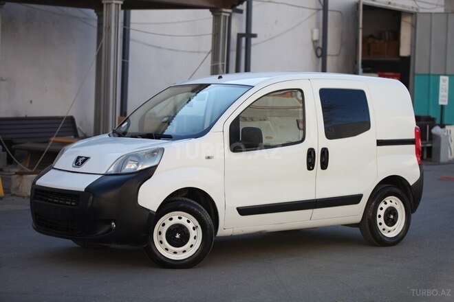 Peugeot Bipper-1
