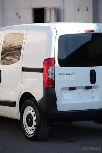 Peugeot Bipper-14