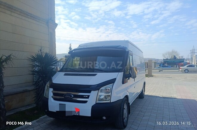 Ford Transit-1