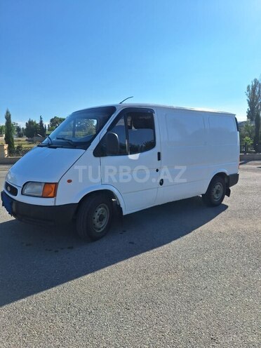Ford Transit-5