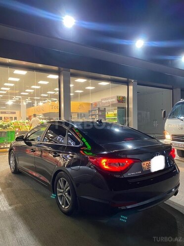 Hyundai Sonata-4