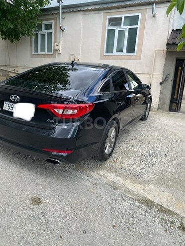 Hyundai Sonata-6