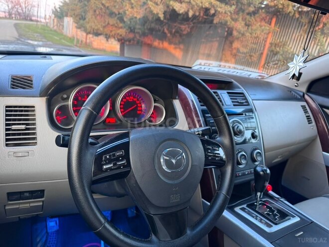 Mazda CX-9-8