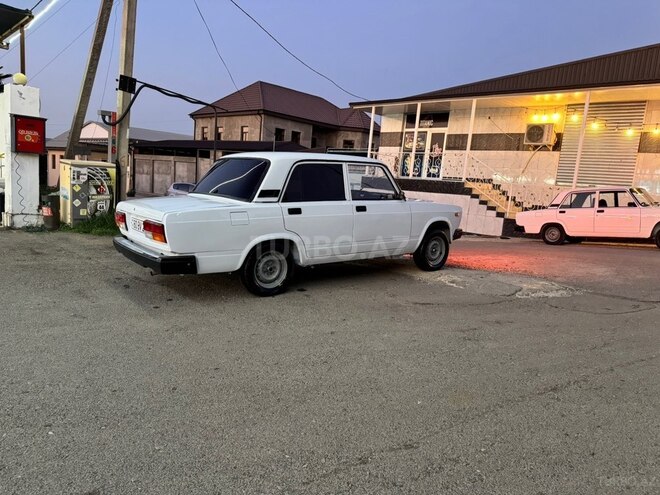 LADA (VAZ) 2107-4