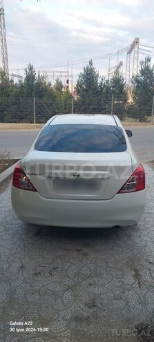 Nissan Sunny-2