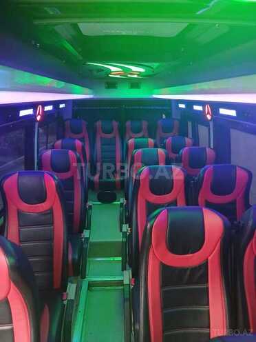 Mercedes Sprinter 515-8