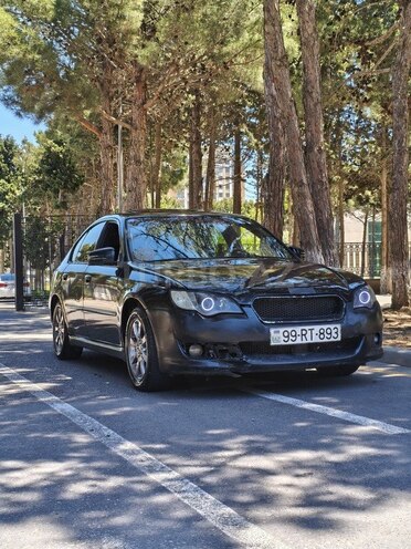 Subaru Legacy-10