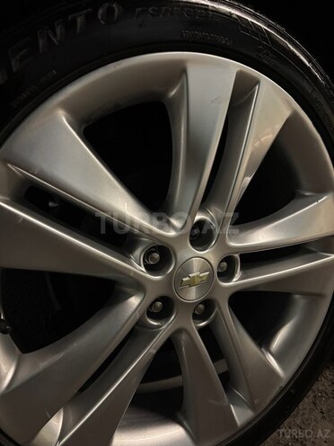 Chevrolet Cruze-5