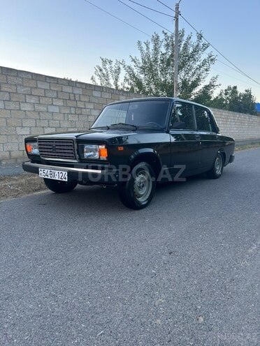 LADA (VAZ) 2107-1
