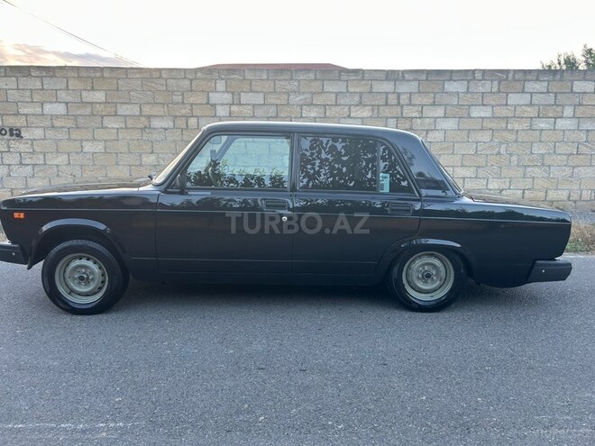 LADA (VAZ) 2107-4