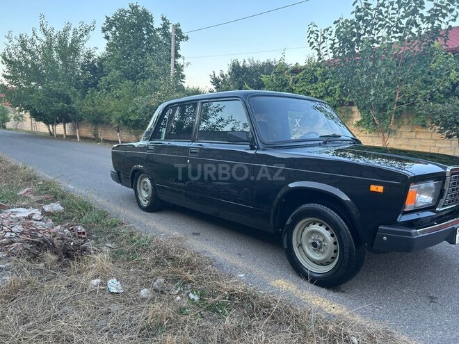 LADA (VAZ) 2107-5