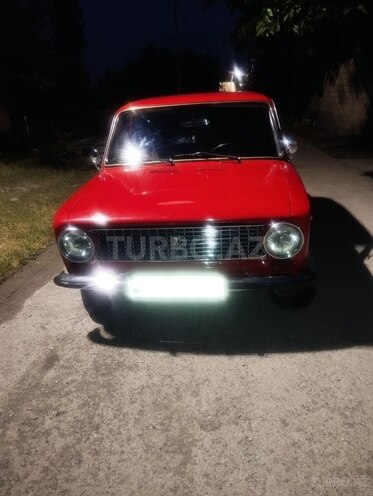 LADA (VAZ) 21011-1