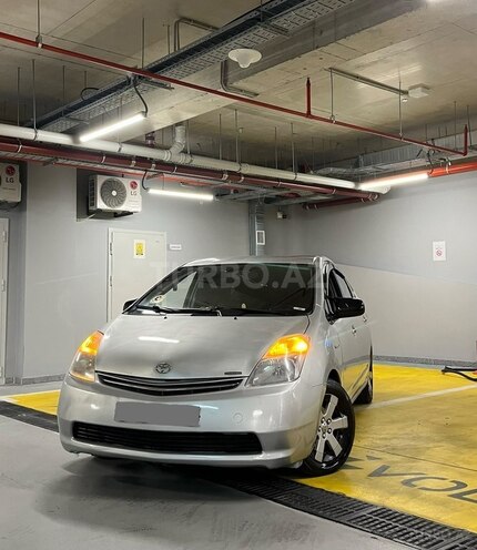 Toyota Prius-1