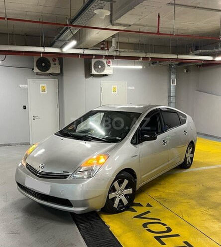 Toyota Prius-3