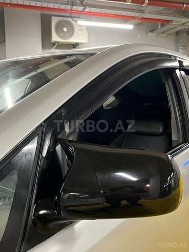 Toyota Prius-16