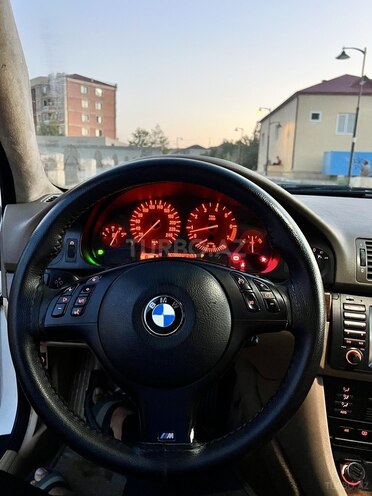 BMW 525-9