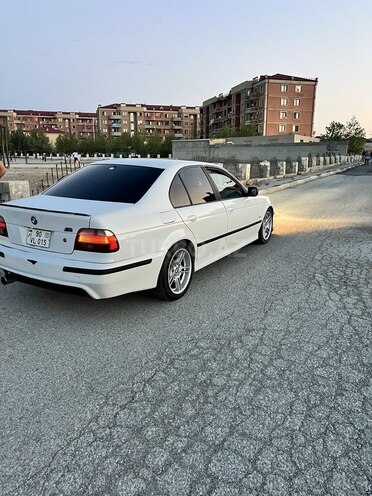 BMW 525-4