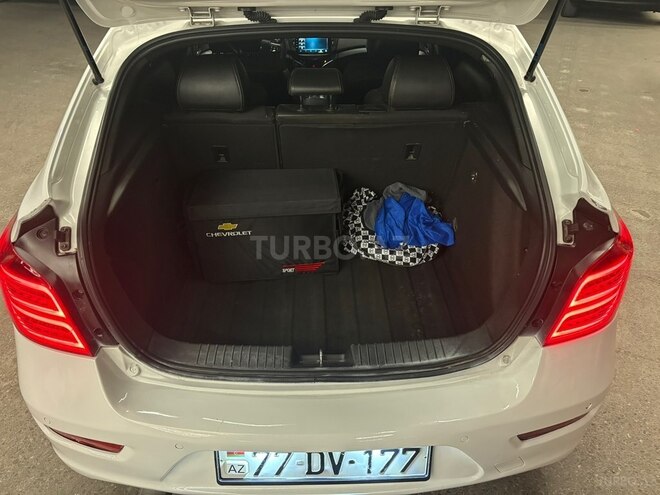 Chevrolet Cruze-8