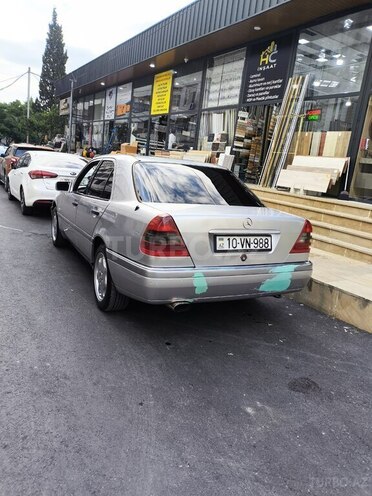 Mercedes C 180-2