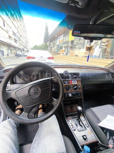 Mercedes C 180-6