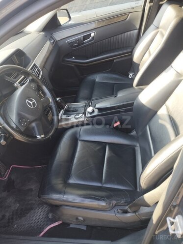 Mercedes E 220-5