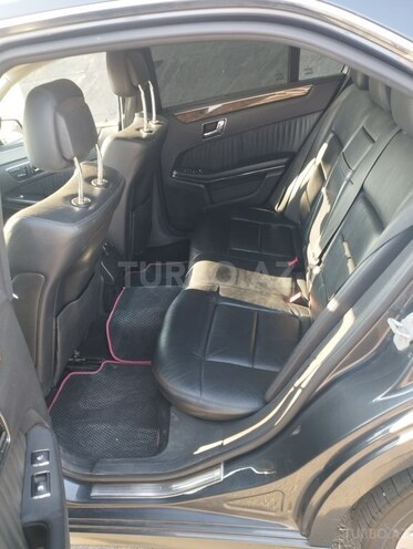 Mercedes E 220-7
