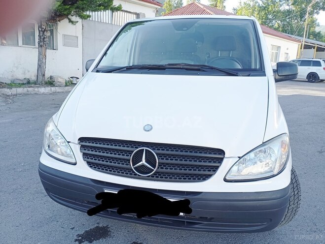 Mercedes Vito-1