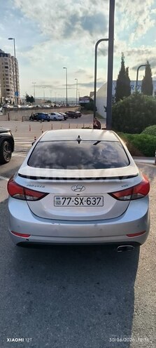 Hyundai Avante-2