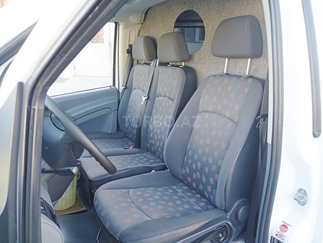 Mercedes Vito-13