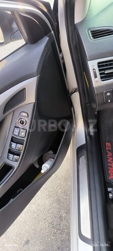 Hyundai Avante-18