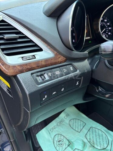 Hyundai Santa Fe-11