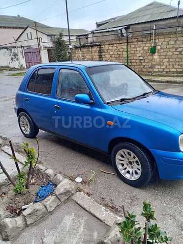 Nissan Micra-4