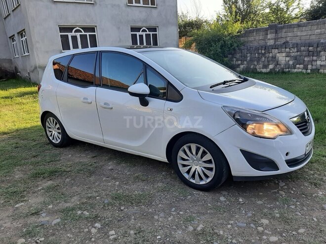 Opel Meriva-3