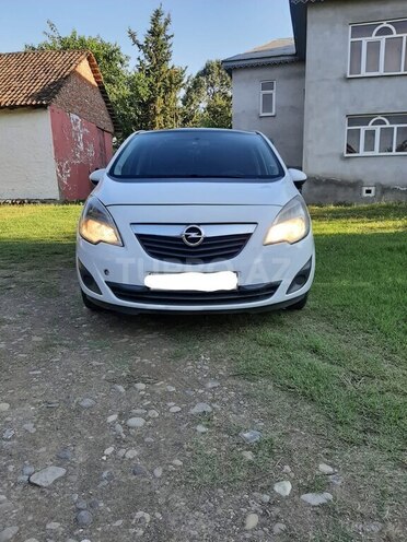 Opel Meriva-1