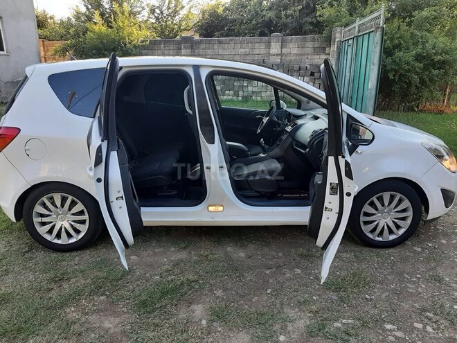 Opel Meriva-6