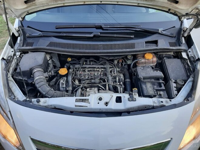 Opel Meriva-9