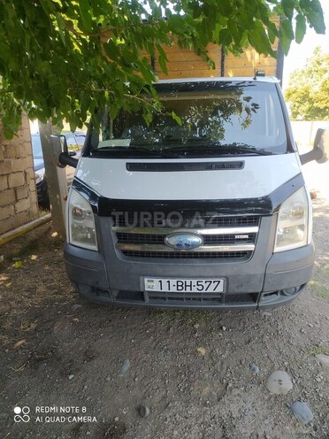Ford Transit-1
