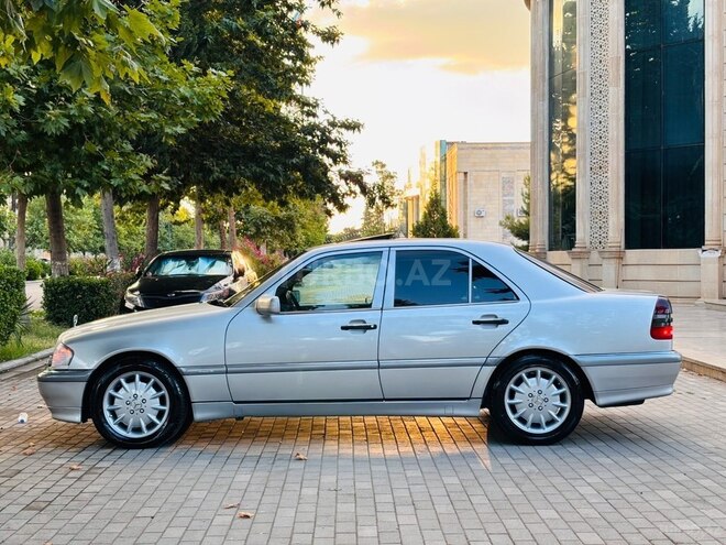 Mercedes C 230-5