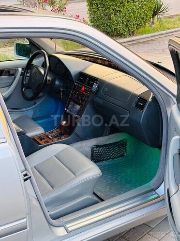 Mercedes C 230-15