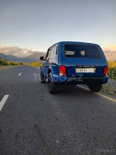 LADA (VAZ) Niva-9
