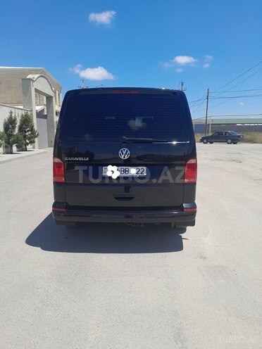 Volkswagen Caravelle-7