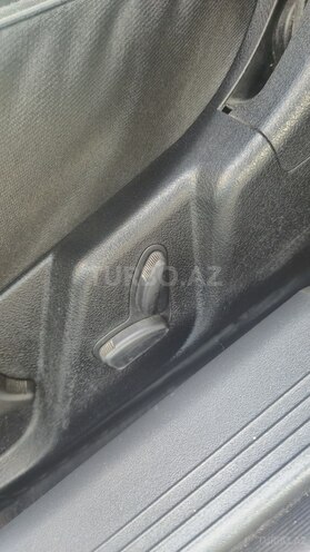 Mercedes E 220-16