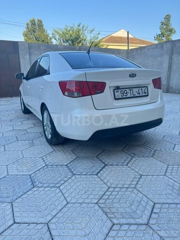 Kia Cerato-3
