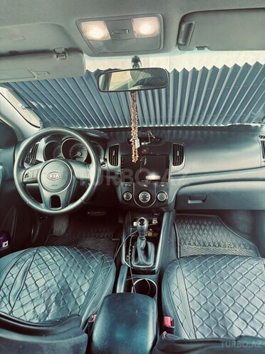 Kia Cerato-8