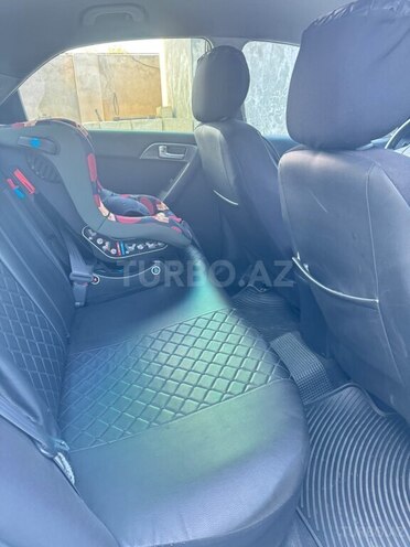 Kia Cerato-6